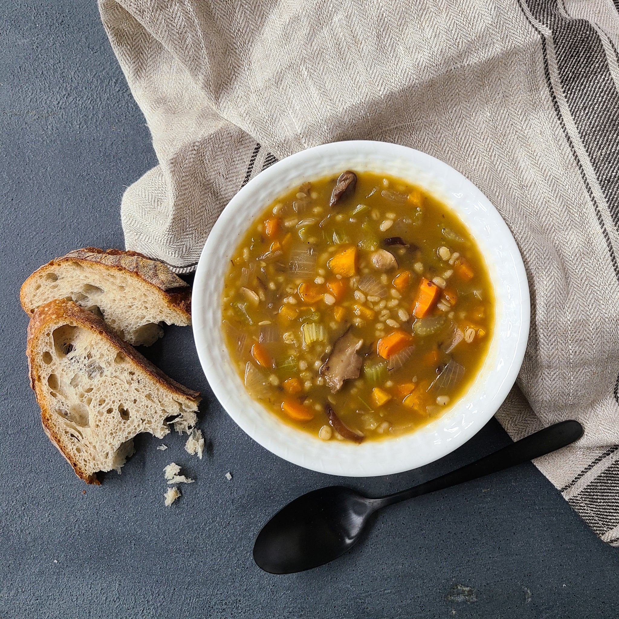 Vegetable Mushroom Barley Soup